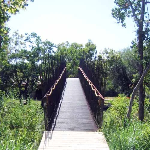 Lake Austin Guesthouse & Bridge